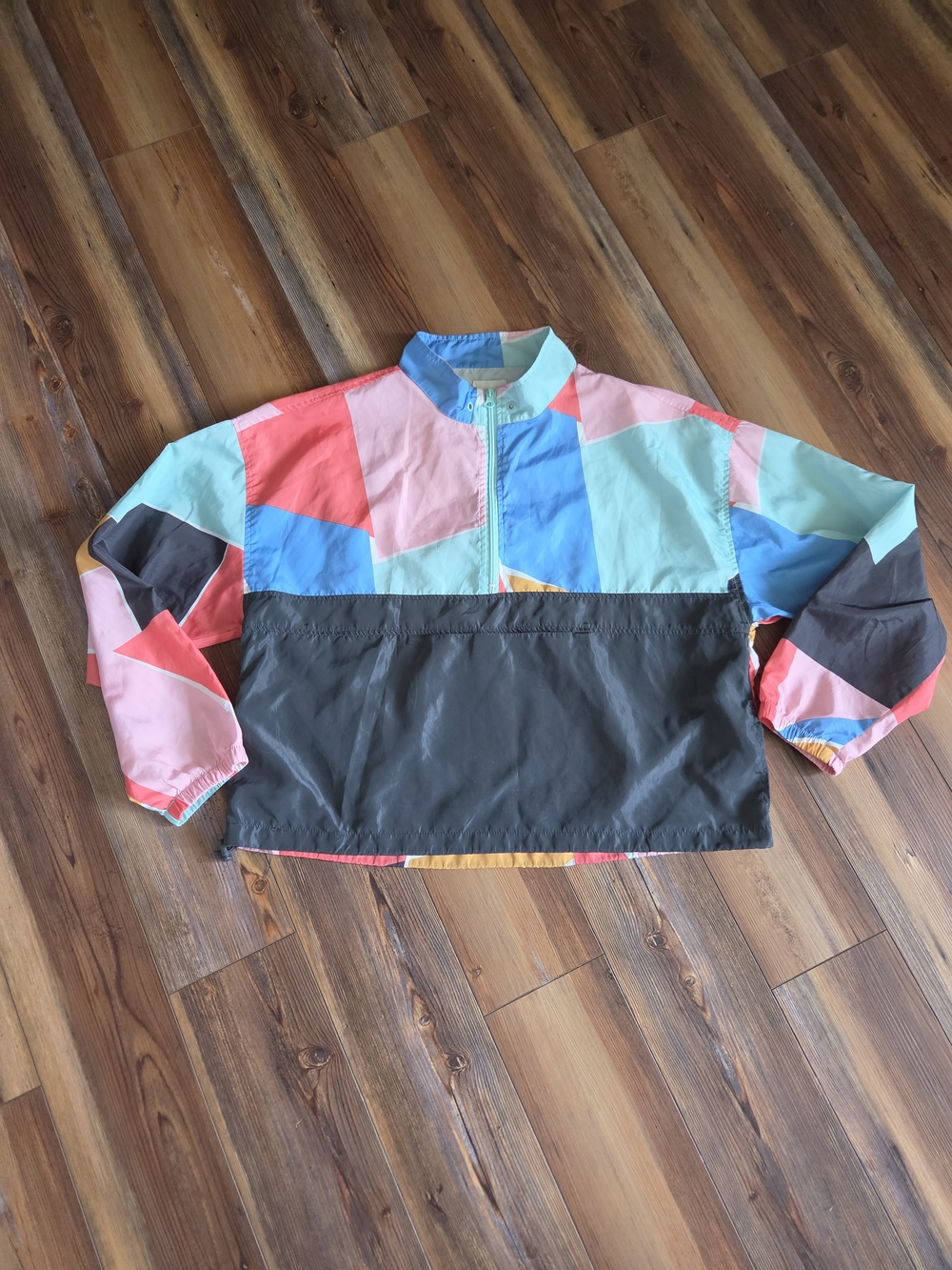 BKE Colorblock Windbreakrr in Coral, Aqua, Sky Blue & Charcoal